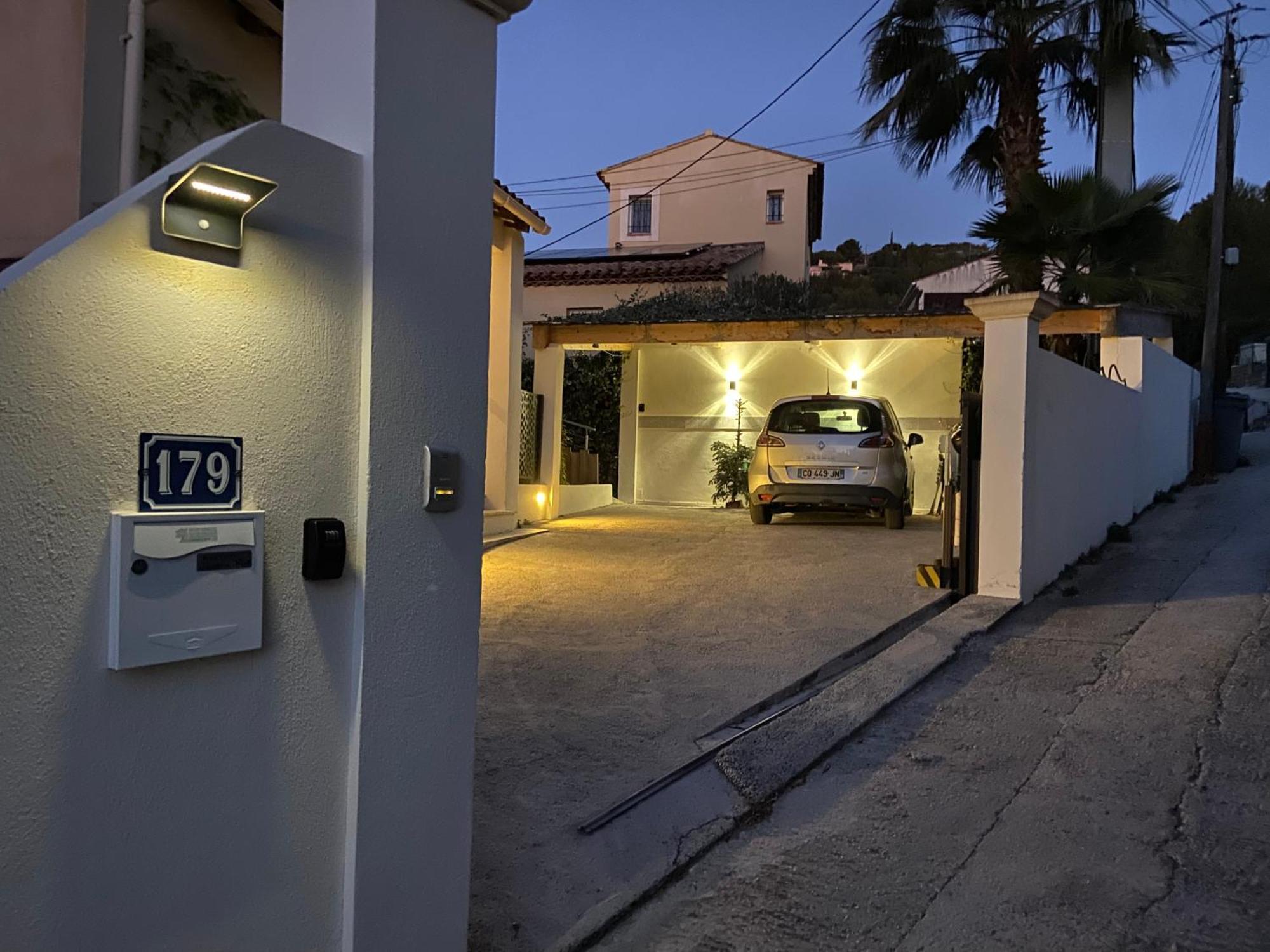 Sublime Logement Avec Vue Mer Et Jacuzzi ラシオタ エクステリア 写真